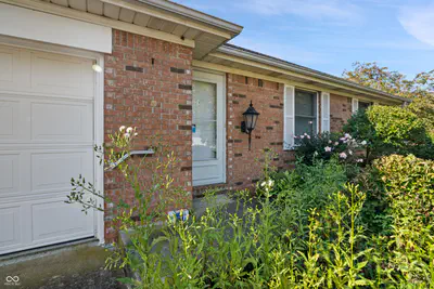 127 Dover Boulevard, Brownsburg - 2