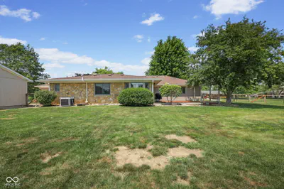 885 Broadway North Drive, Plainfield - 57