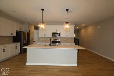 12547 Cattle Ridge Drive, Noblesville - 2