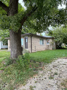 2802 Hackley, Muncie - 3