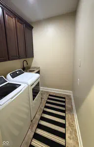 10646 Walnut Creek Drive W, Carmel - 24