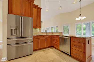 5913 Chartwell Drive, Bargersville - 18