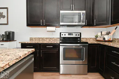 2582 Twinleaf Drive, Plainfield - 18