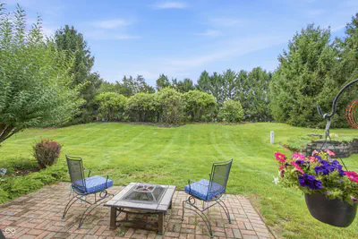 6055 Boulder Court, Columbus - 2