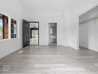 263 N Tacoma Avenue, Indianapolis - 13