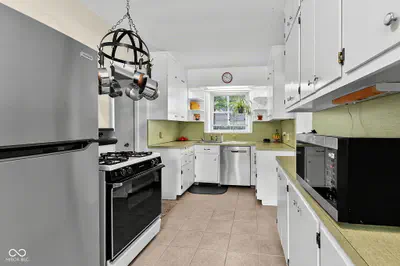 121 Camp Street, Lebanon - 19