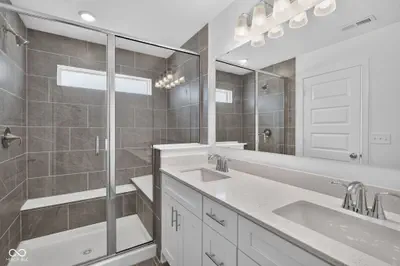 13823 Gatsby Drive, Fishers - 23