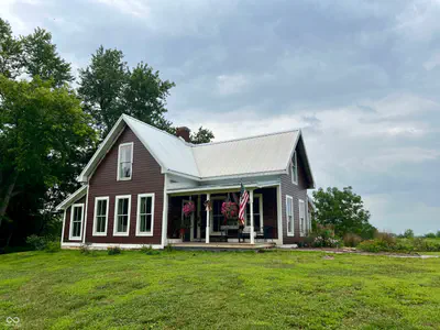 8122 Hall School Road, Monrovia
