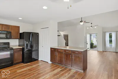 906 Olmsted, Shelbyville - 12