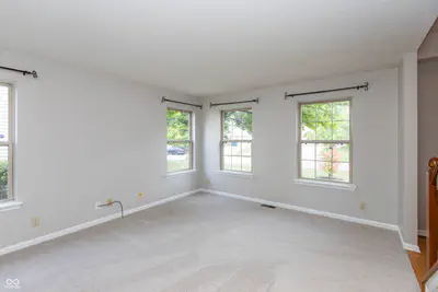 10517 Greenway Drive, Fishers - 4