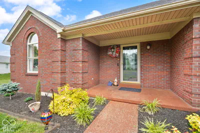 2490 W Haven Drive NW, Corydon - 4