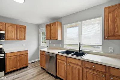 731 Manhattan Avenue, Indianapolis - 13