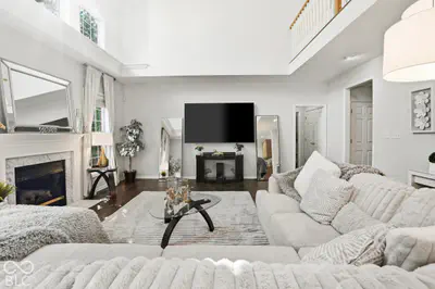 5889 Pebblestream Drive, Carmel - 9
