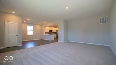 223 Springfield Crossing, Greenfield - 5