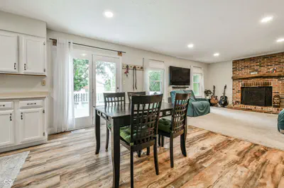 909 Farmview Lane, Carmel - 17