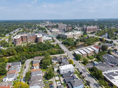 2442 Illinois Street, Indianapolis - 43