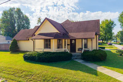 923 Washington Street, Hope - 94