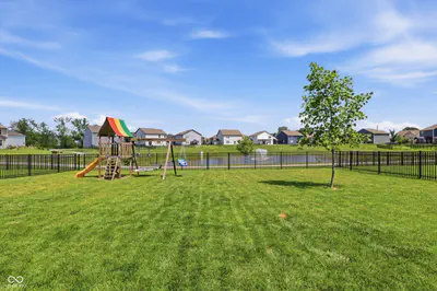 9767 Alzada Drive, Fishers - 36