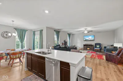 2537 Riviera Place, Greenwood - 15