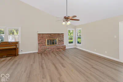 7812 Ashton Place, Fishers - 13