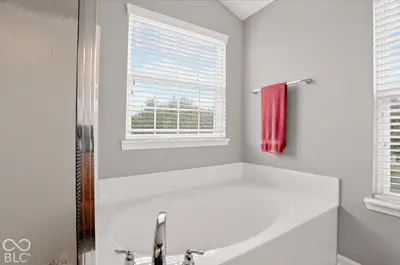 6579 Bainbridge Circle, Zionsville - 29