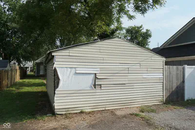 211 Wisconsin Street, Indianapolis - 16