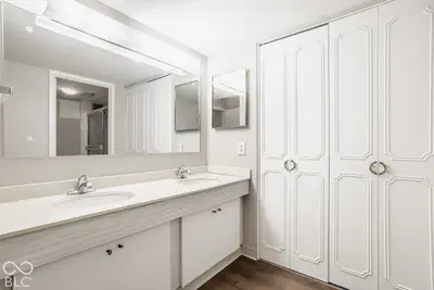 4000 Meridian, Indianapolis - 25