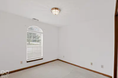 1495 Hedge Court, Greenfield - 25