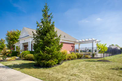 4737 Pebblepointe, Zionsville - 55
