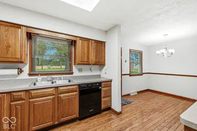 12765 Walters Road, Martinsville - 34