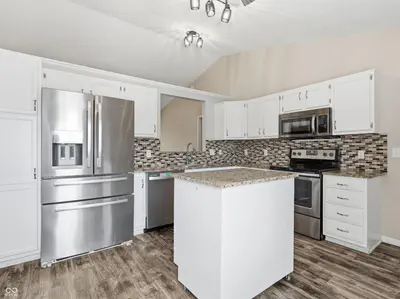 444 E Pine Ridge Drive, Westfield - 7