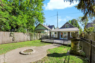 1114 Saint Clair Street, Indianapolis - 70