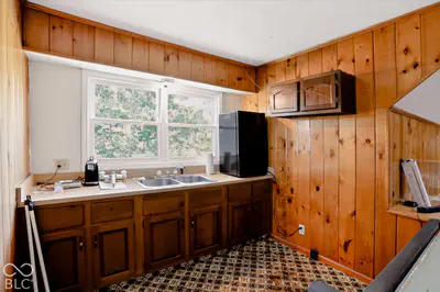 3493 State Road 9, Greenfield - 43