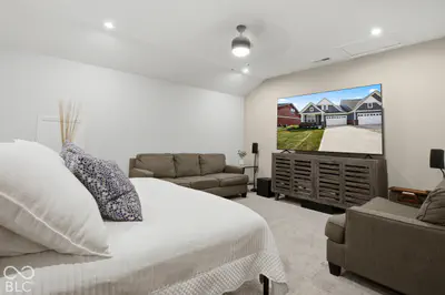 825 Stone Trace, Avon - 37