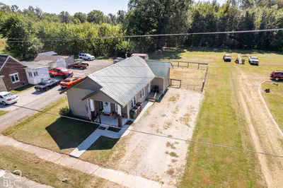 407 Moore Street, Crothersville - 32