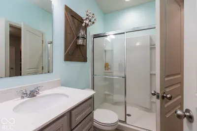 8284 Terryglass, Avon - 19