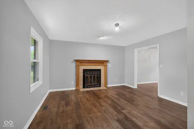 7719 Golf Club Court, Indianapolis - 18