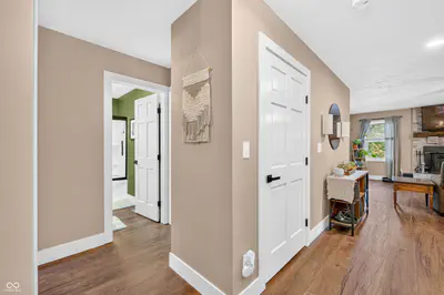 6876 W 300 S, Morgantown - 42