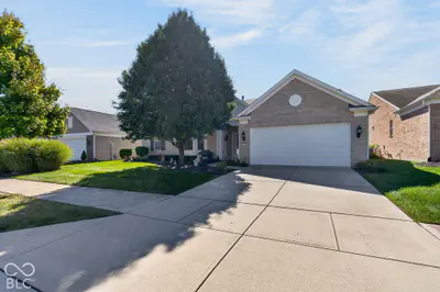 16171 Oakford Trail, Fishers - 2