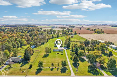 681 W County Road 1000 S, Clayton - 72
