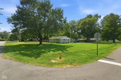 10284 Orchard Park Drive, Carmel - 33