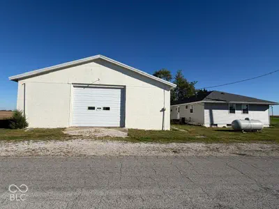 8499 State Road 71, Dana - 47