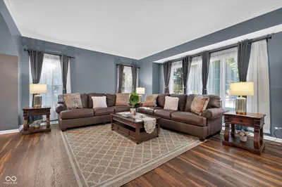8642 Black Stone Xing, Avon - 8