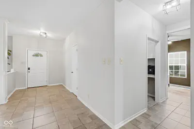 1102 Maple Run Drive, Sheridan - 7