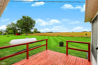 8223 U S 35 Highway, Losantville - 33