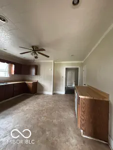 200 N Center, Francisco - 27