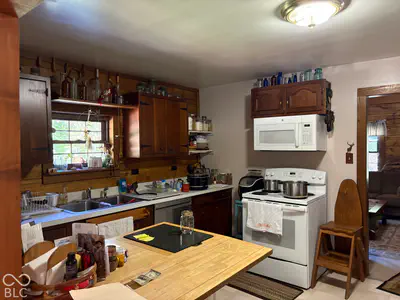 10101 Buckskin Road, Poland - 29