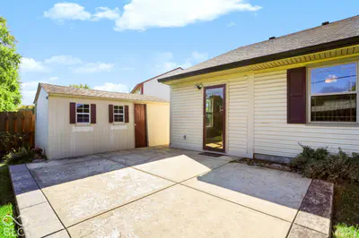 679 Redfox Court S, Greenwood - 25