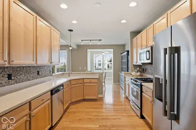 12983 Venito Trail, Fishers - 14