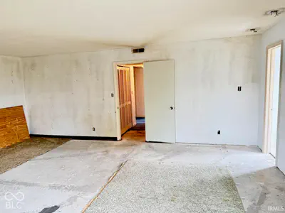 4501 Wheeling Avenue, Muncie - 24